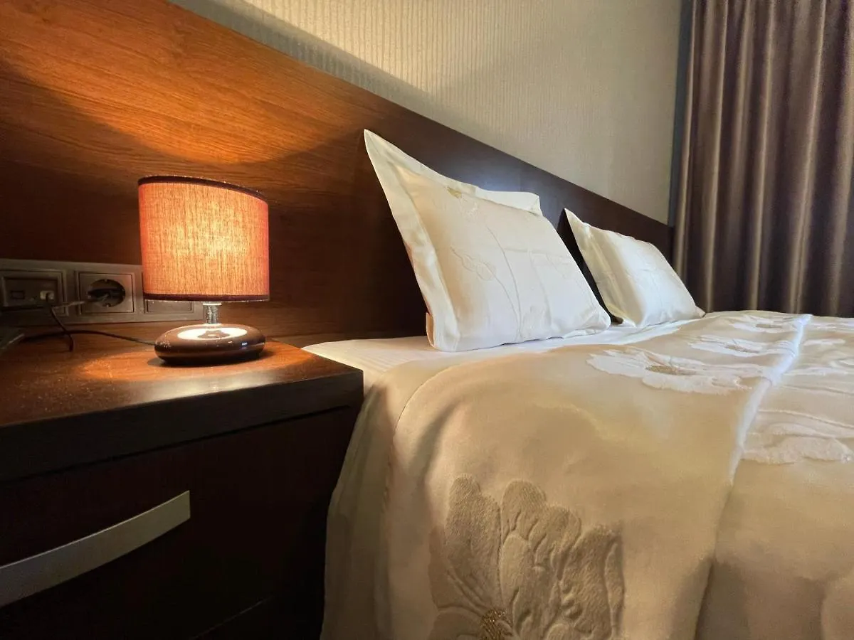 Hotel Athos 벌룬터리 3*,  루마니아