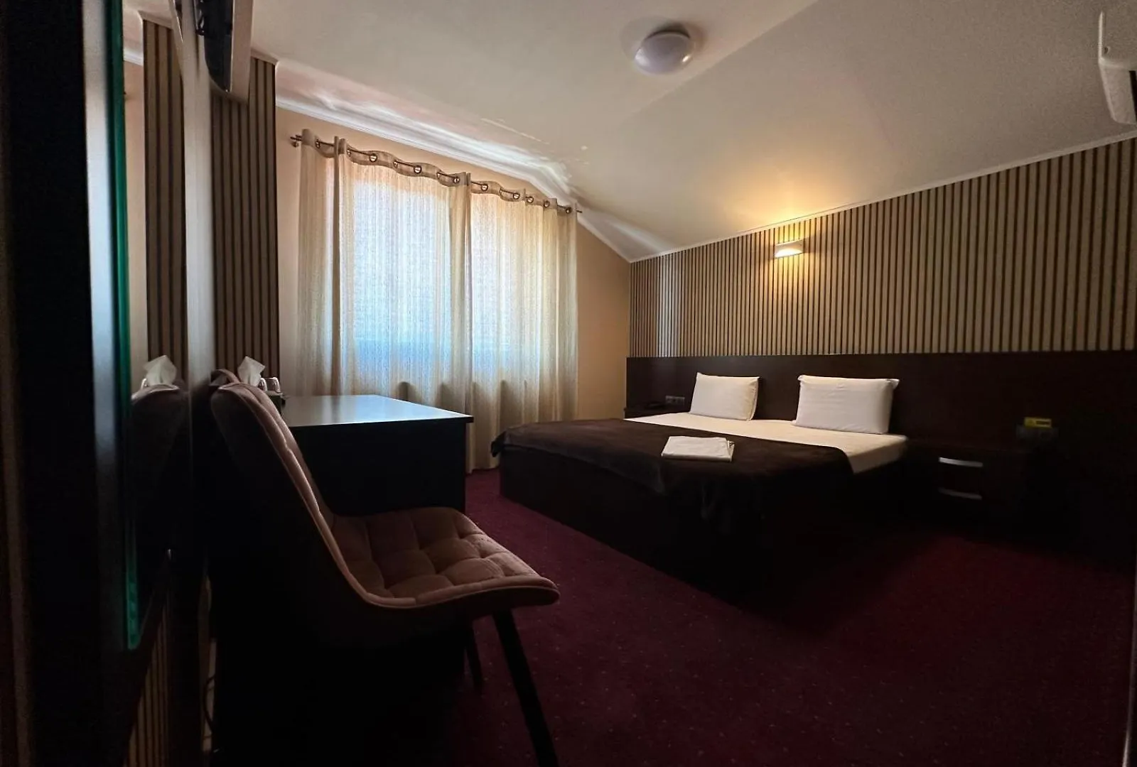 Hotel Athos Voluntari Romania